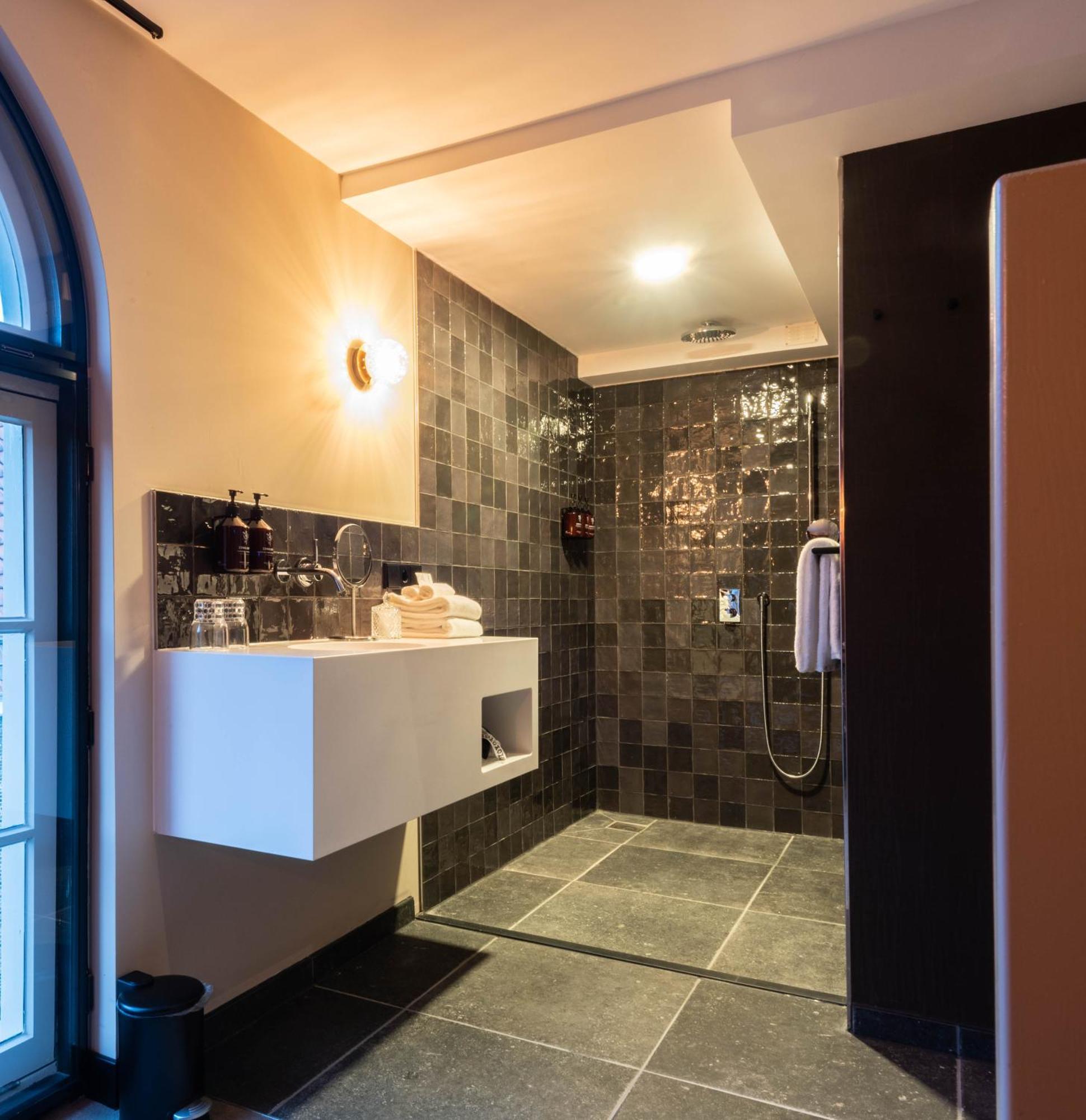 Relais & Chateaux Weeshuis Гауда Экстерьер фото